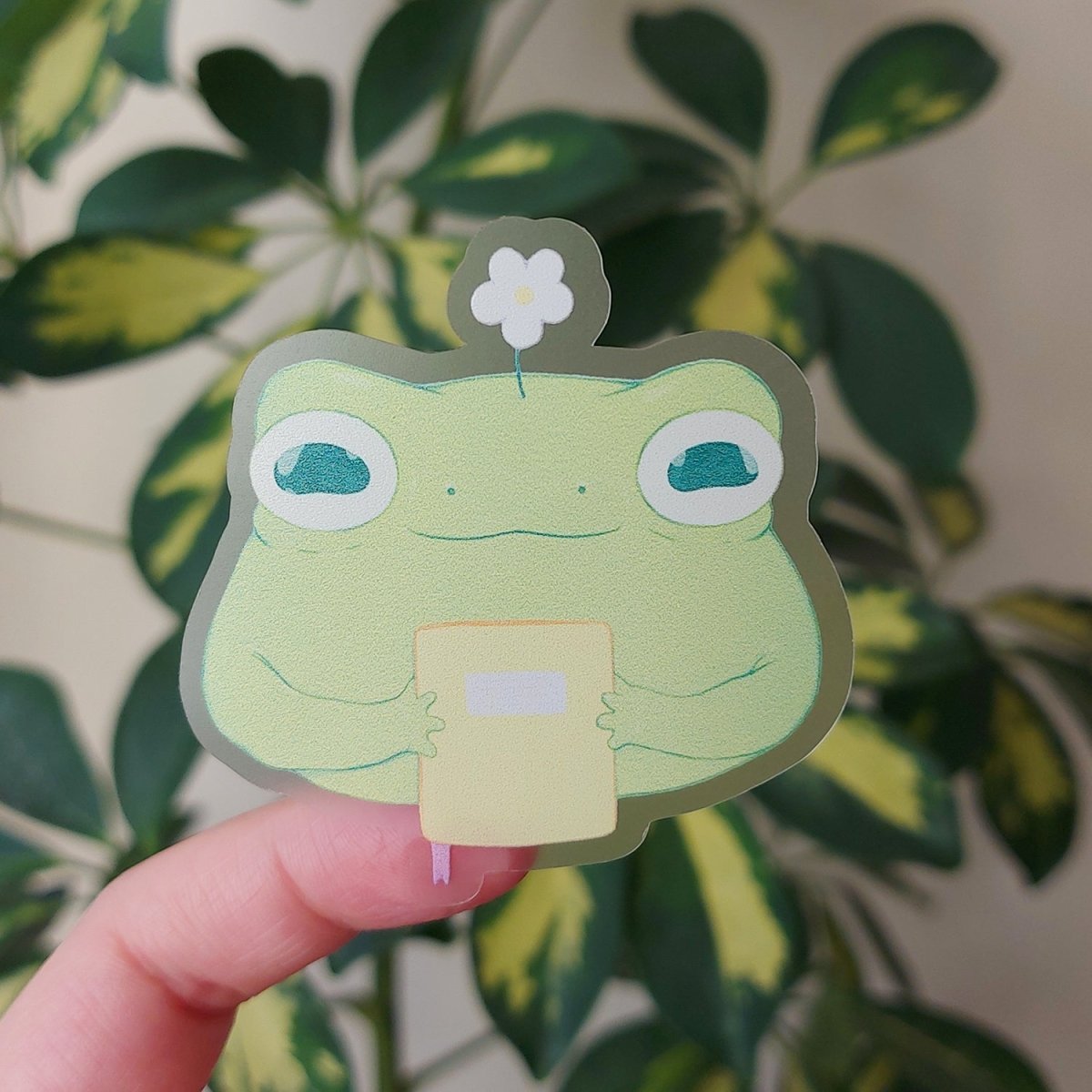 "Booklover Frog" clear matte sticker - Paperfrog - Stickers
