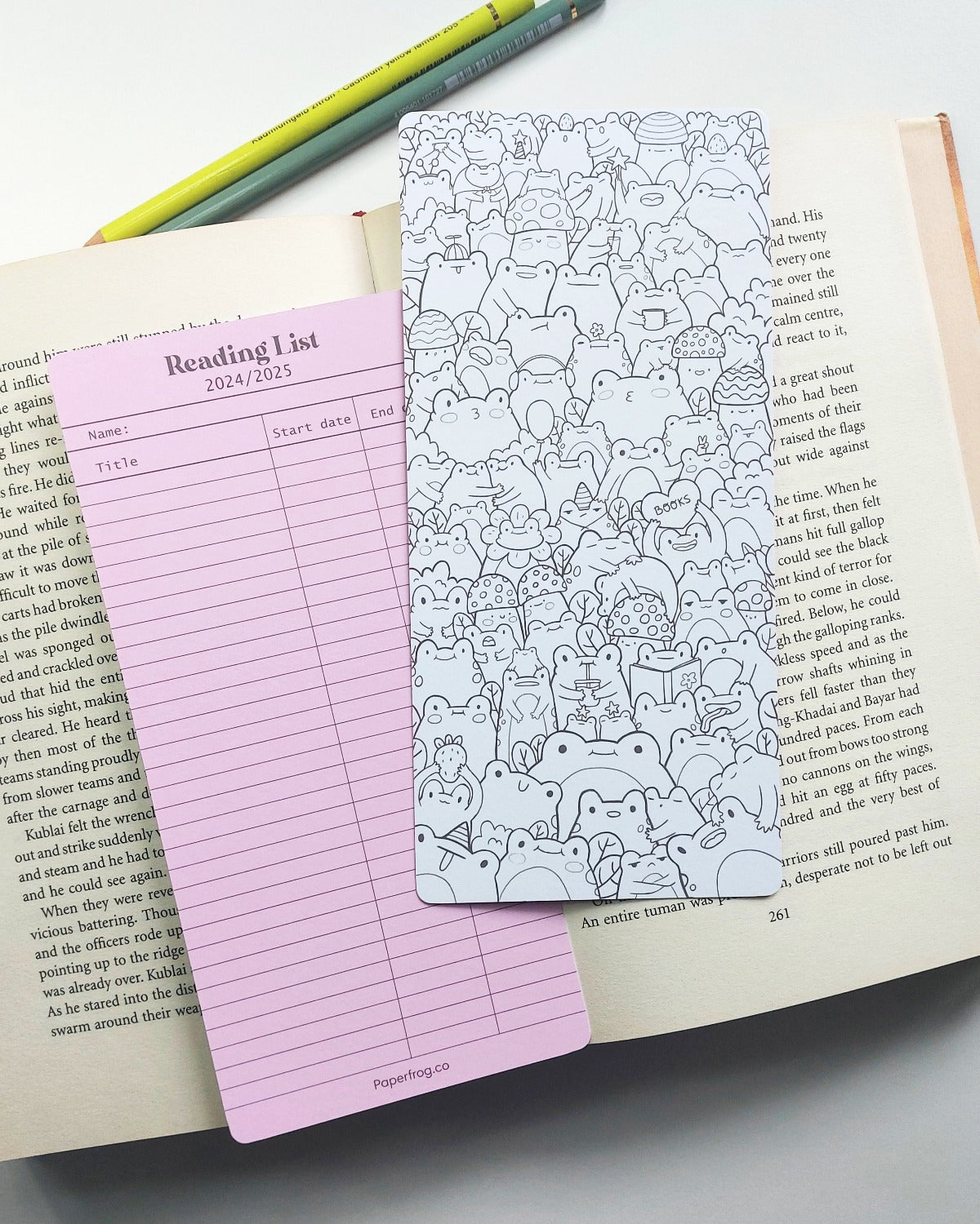 Jumbo Colouring Bookmark - 80 frogs